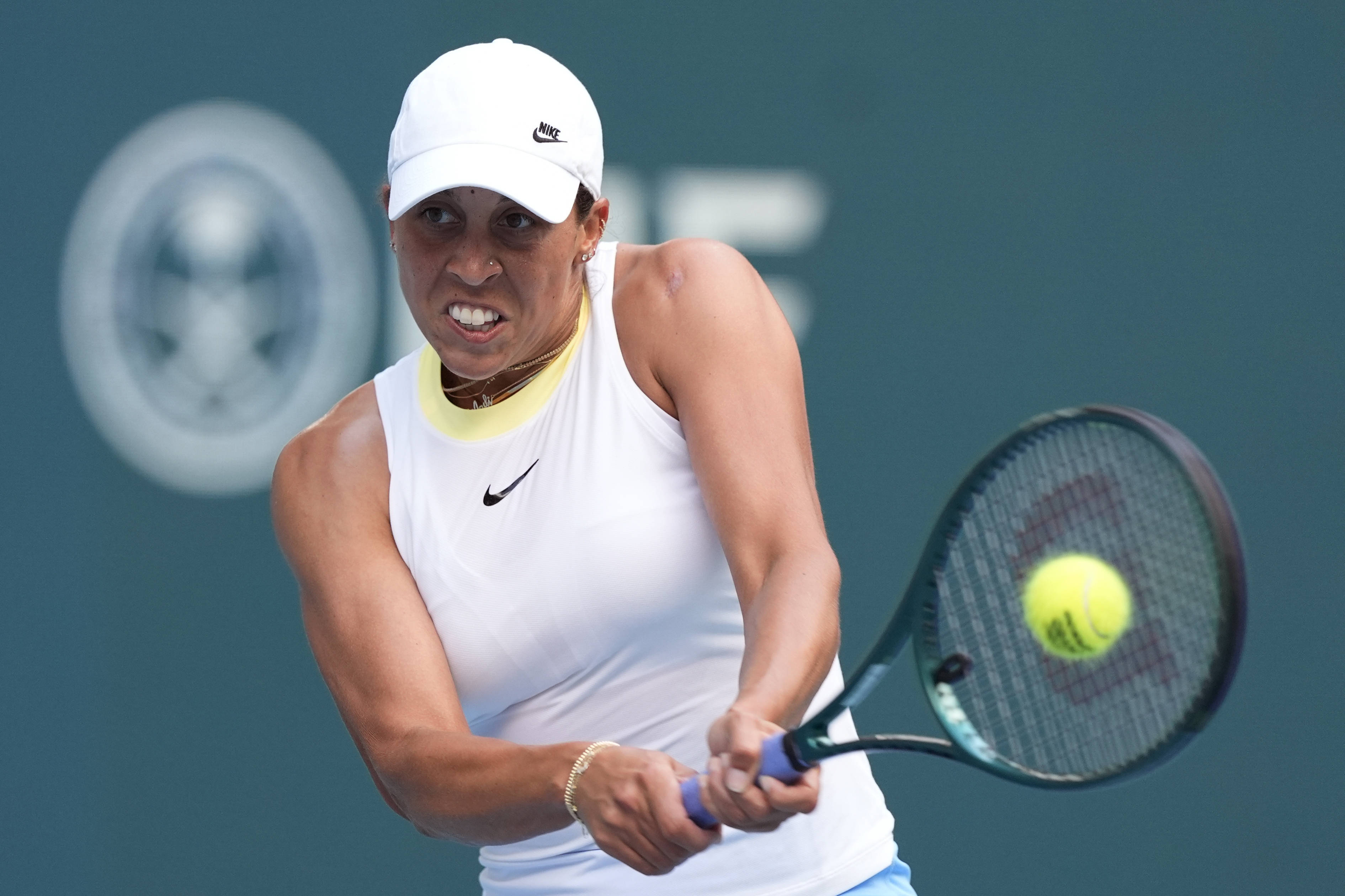 更因为他们 更因为他们